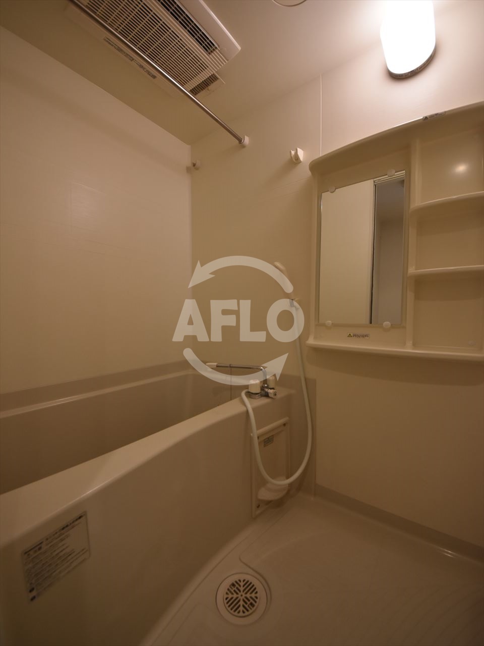 バス・シャワールーム　プレサンス谷町アルファ　浴室