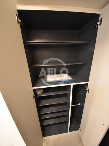 収納　プレサンス谷町アルファ　シューズボックス