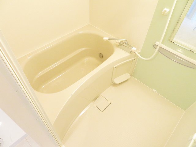 バス・シャワールーム　参考反転間取り写真