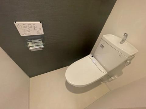 トイレ　シャワー付トイレ