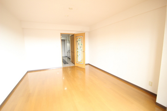 居室・リビング　※別部屋の写真です