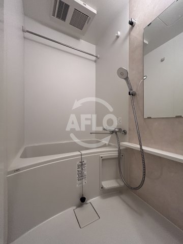 バス・シャワールーム　エスリード新北野アーデル　浴室