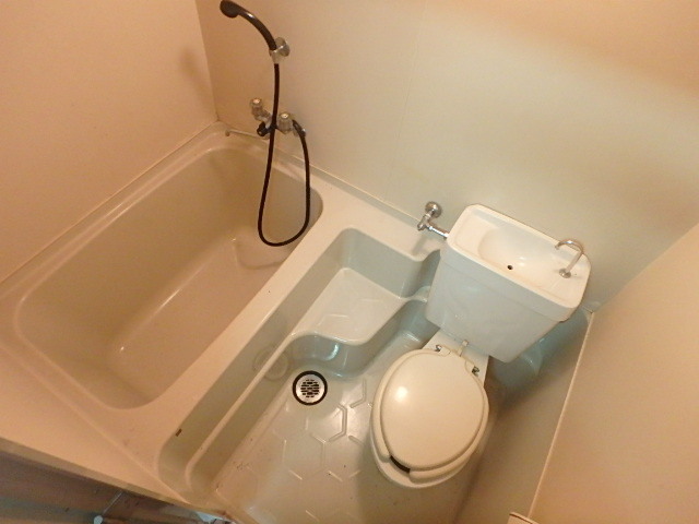 バス・シャワールーム