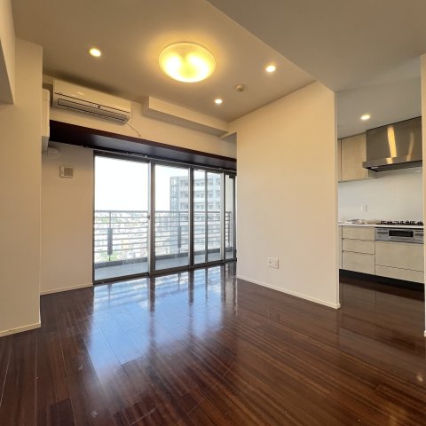 居室・リビング　同仕様タイプです