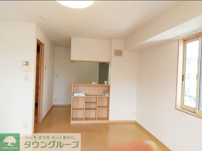 居室・リビング　お問合せはタウンハウジングまで！※現地待合わせ相談可能