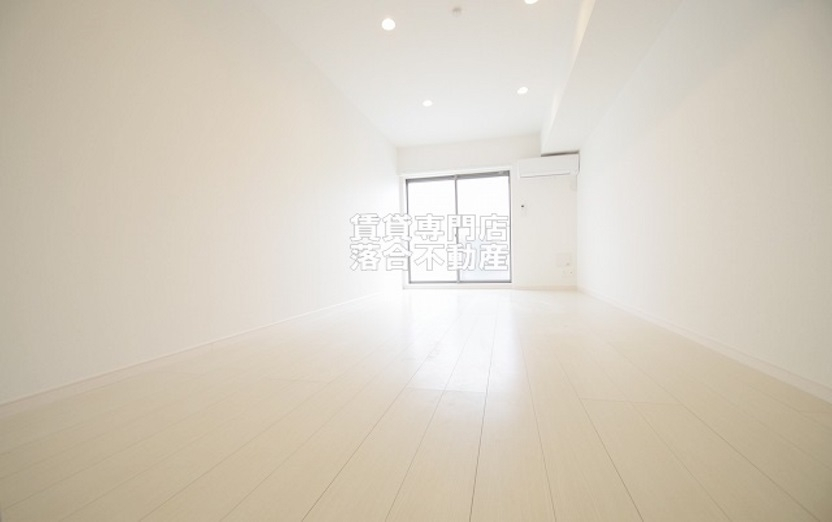 居室・リビング　明るくて広々としたお部屋♪