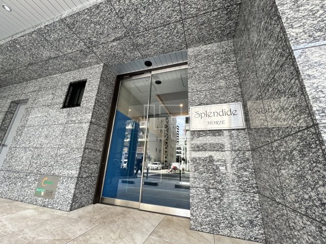 エントランス　スプランディッド堀江　エントランス