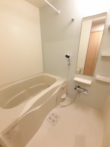 バス・シャワールーム　きれいなお風呂です