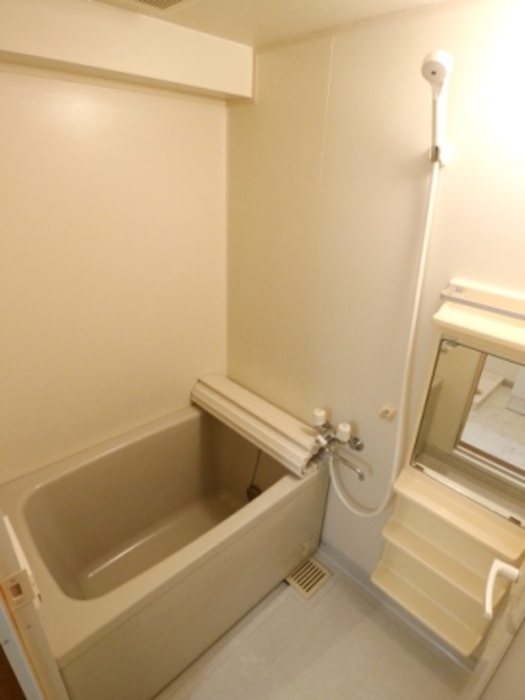 バス・シャワールーム　お風呂です