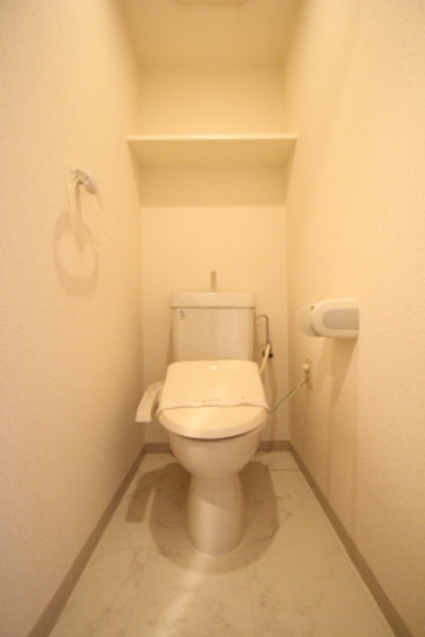 トイレ　清潔感のあるトイレです