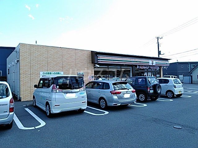 コンビニ　セブンイレブン 富士市長沢店（コンビニ）まで210m