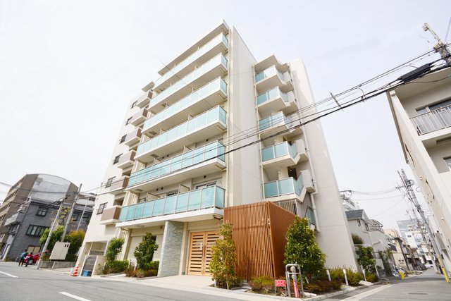 建物外観　オートロック・モニター付きインターホン完備☆