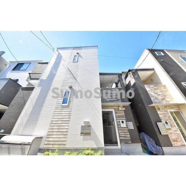 建物外観　外観は落ち着いています