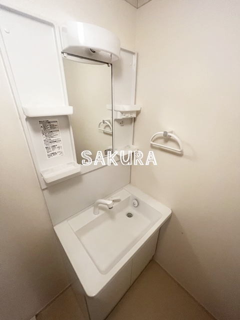 洗面設備　忙しい朝には欠かせない洗面所です♪