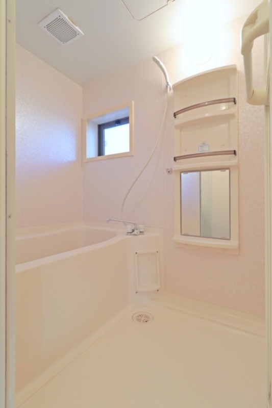 バス・シャワールーム　図面と現状に相違がある場合には現状を優先