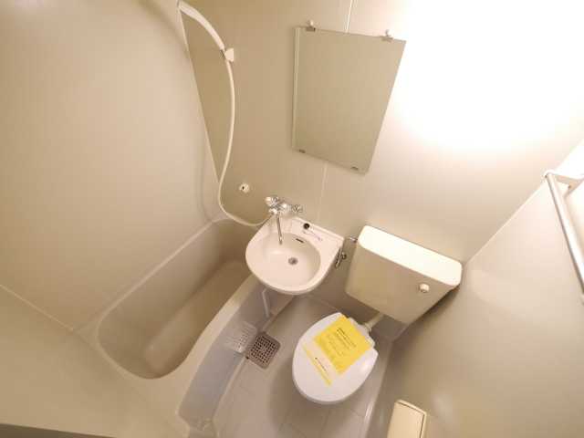 トイレ　フォレスタ御苑前