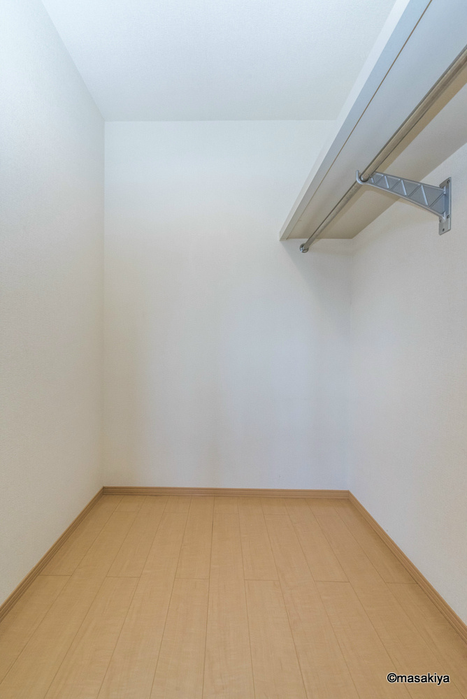 収納　ウォークインクローゼット