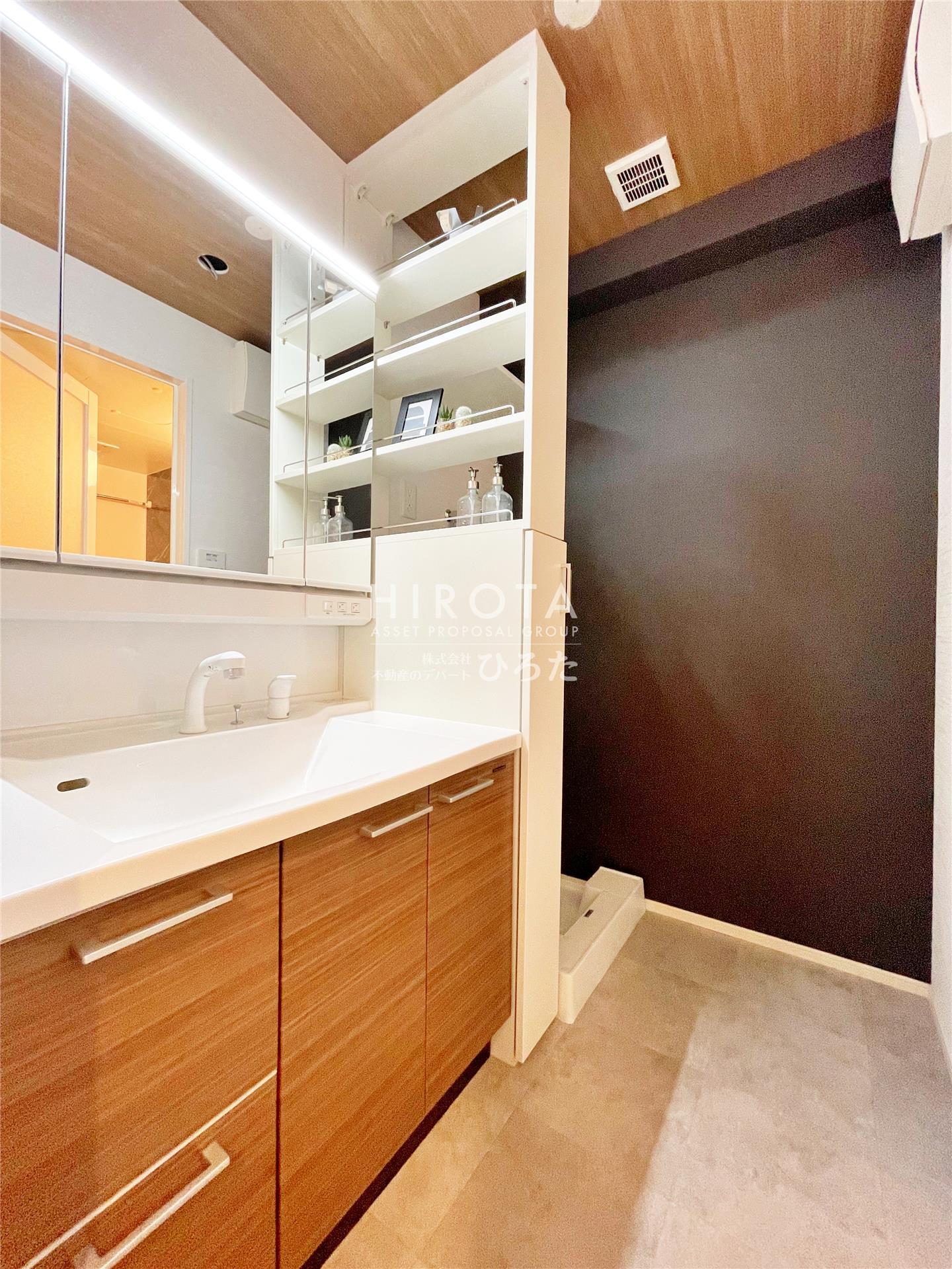 洗面設備　同仕様写真