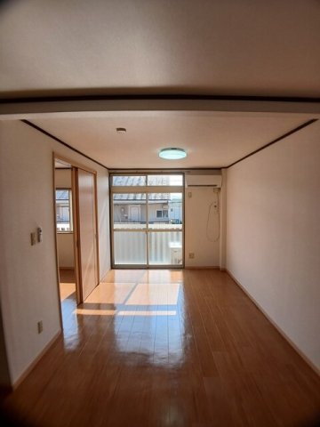 居室・リビング　ゆったりとした居間です