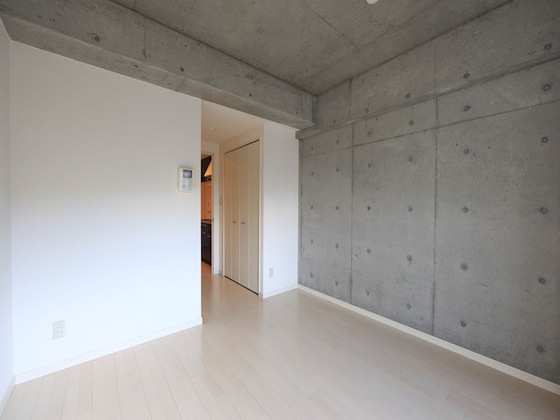 居室・リビング　洋室7帖　クローゼット（収納充実してます）