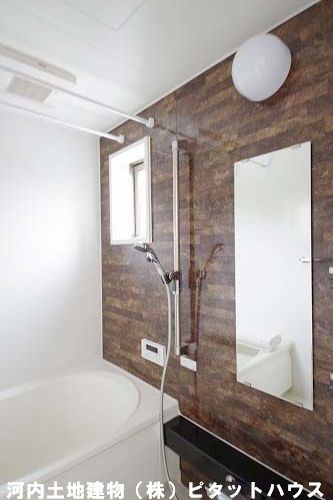 バス・シャワールーム　追い焚き・浴室乾燥機付き※反転室内