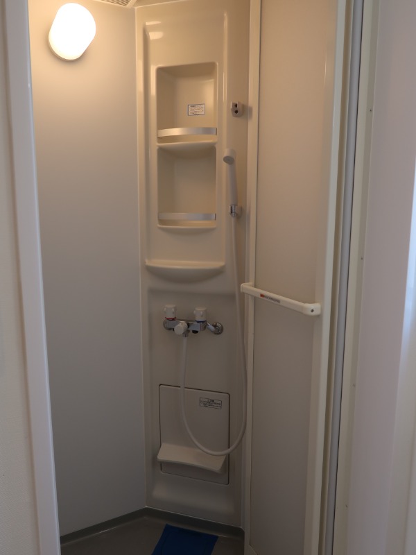 バス・シャワールーム　※別号室の写真となります。