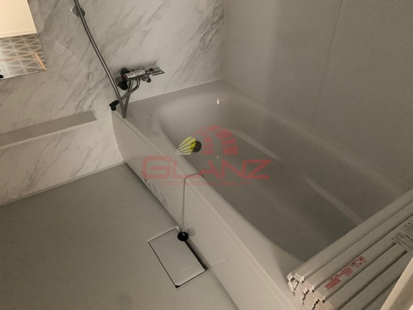 バス・シャワールーム　追い炊き付一坪バス