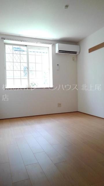 居室・リビング　お問い合わせは048-772-8202