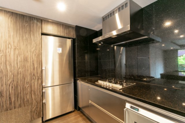 キッチン　※写真は同タイプ住戸です。