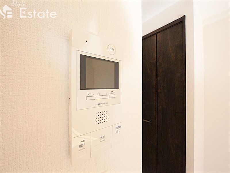 セキュリティ　モニター付きインターホン