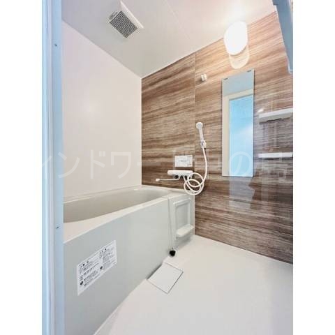 バス・シャワールーム　詳細は、ウィンドワード中の島店までご相談下さい。