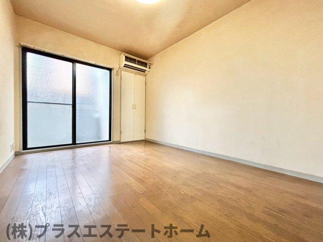 AP鷹取の居間写真