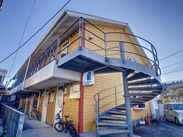 建物外観　現況が相違する場合は現況を優先致します。