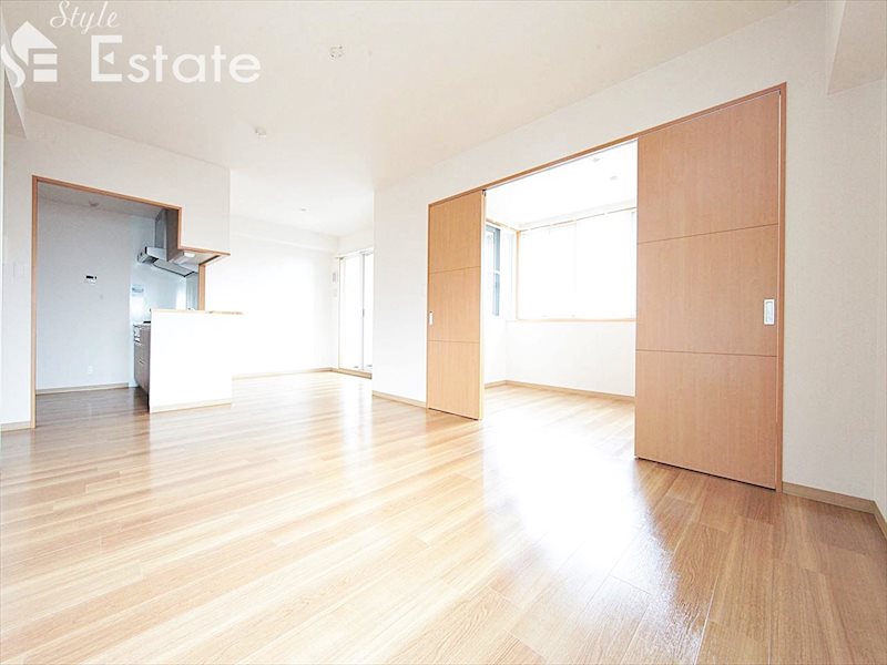 居室・リビング　内装