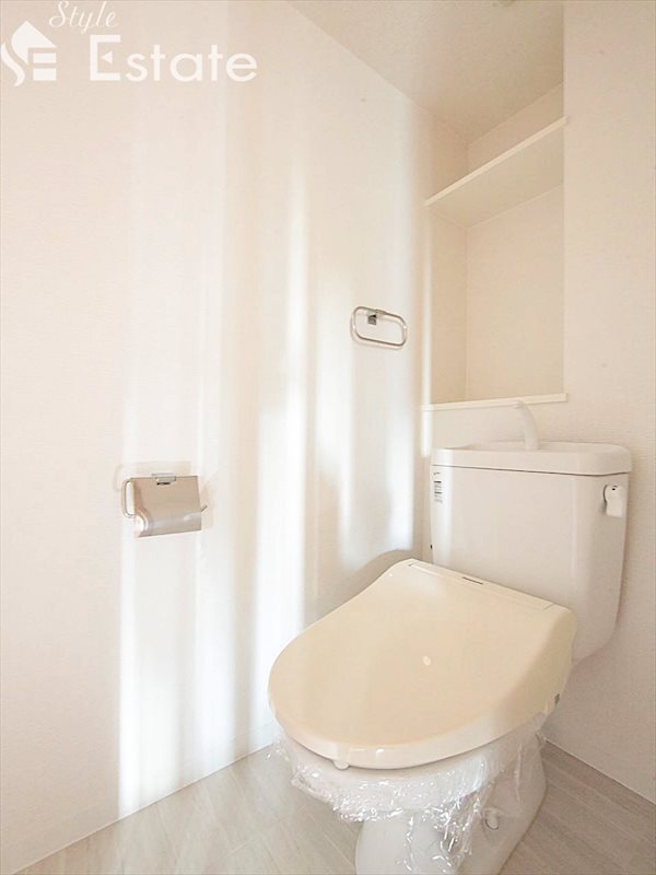 トイレ　温水洗浄便座