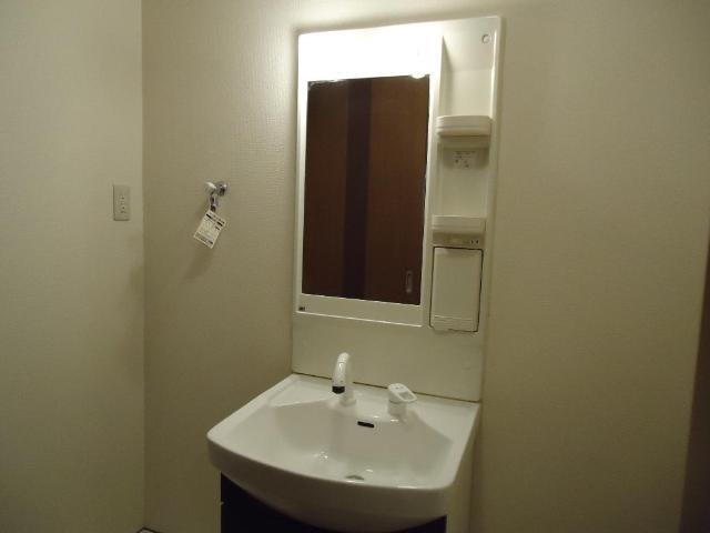 洗面設備　洗髪洗面化粧台