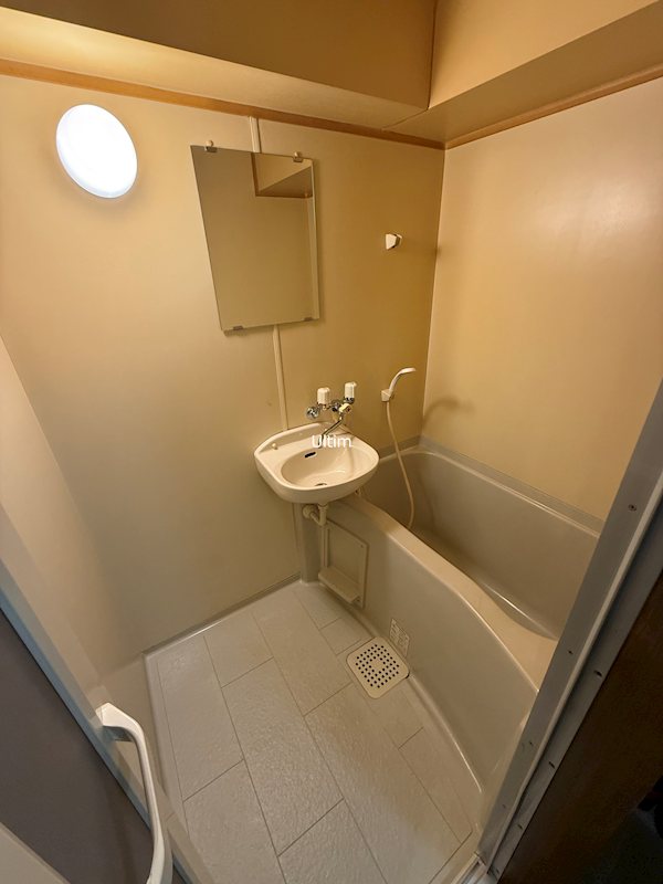 バス・シャワールーム　同じタイプのお部屋の写真です。ご参考までに