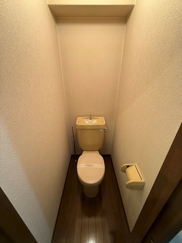 トイレ　同じタイプのお部屋の写真です。ご参考までに