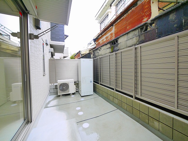 庭　テラスもございます