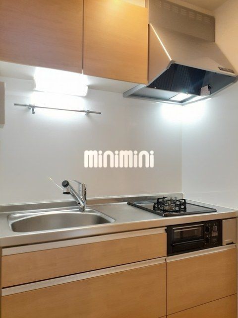 キッチン　エアコン付いています