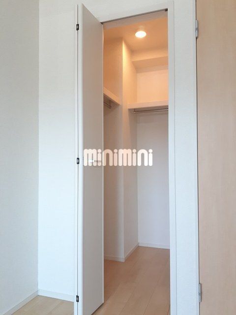 収納　オートロック御座います