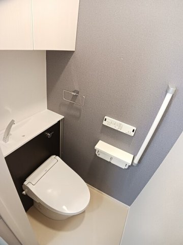 トイレ　トイレもきれいです