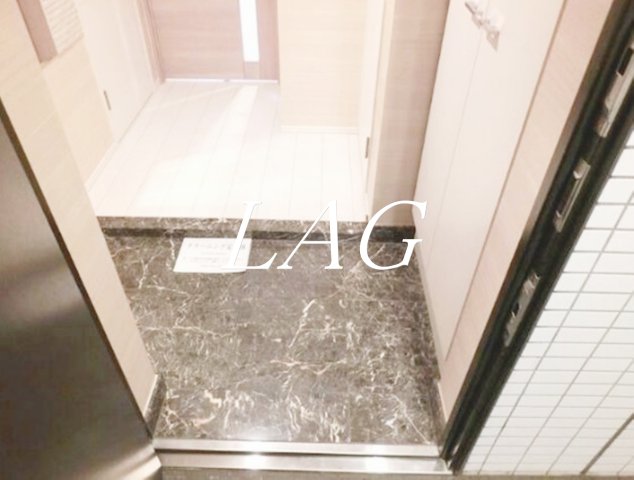 玄関　玄関です。