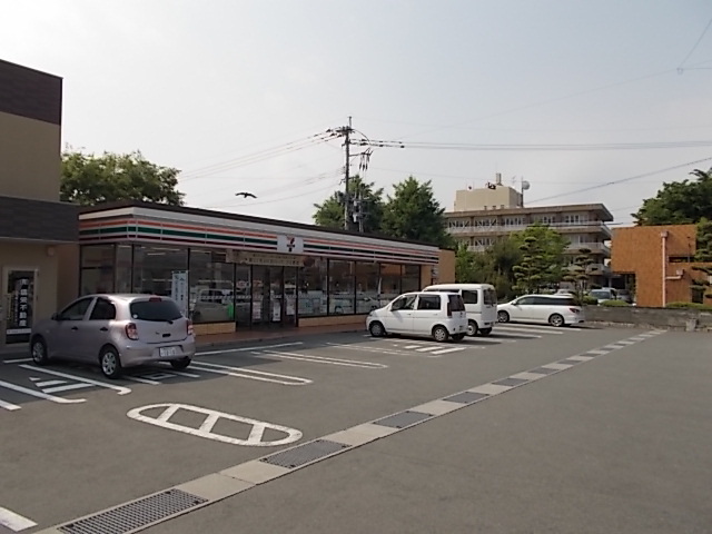 コンビニ　セブンイレブン　玉名駅東店（コンビニ）まで700m