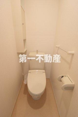 トイレ　温水洗浄便座