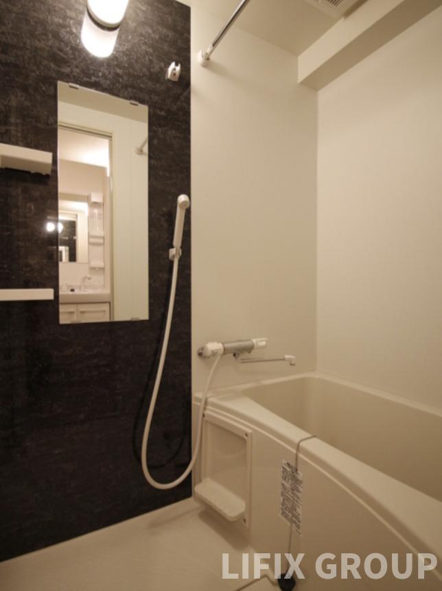 バス・シャワールーム　風呂