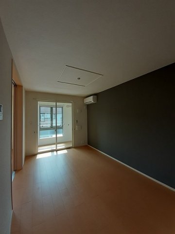 居室・リビング　使いやすい居間です