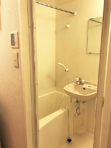 バス・シャワールーム　現況優先