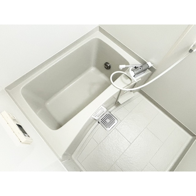 バス・シャワールーム　バス（同仕様タイプ）