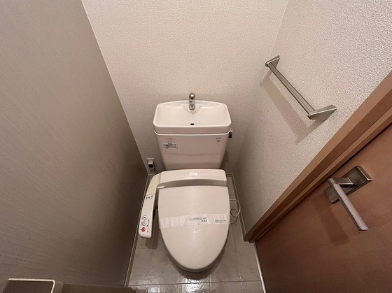 トイレ　※別部屋の写真です